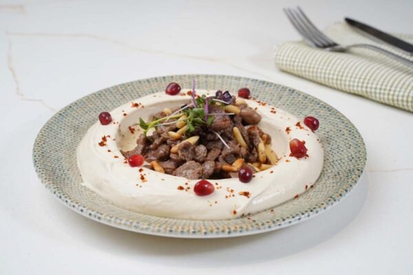 HUMMUS WITH MEAT - Image 1