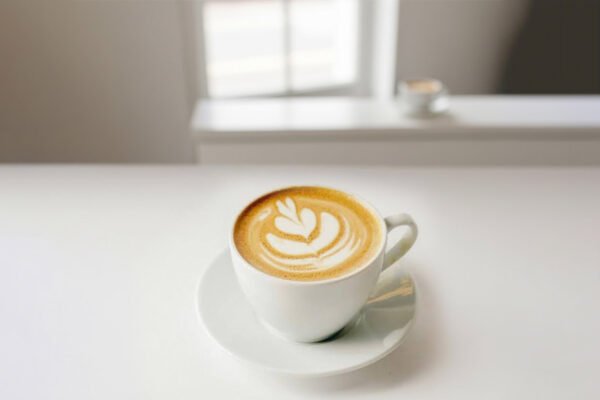 Flat white - Image 1